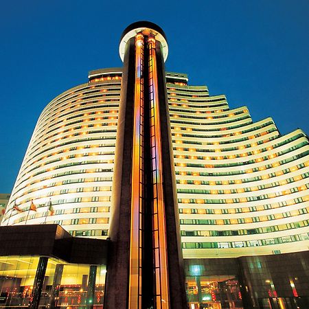 Hua Ting Hotel And Towers Şanghay Dış mekan fotoğraf